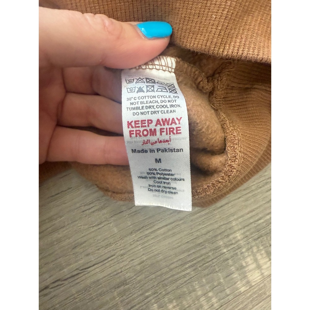 PrettyLittleThing Brown Cropped Quarter-Zip Sweatshirt - SizE med - Picture 3 of 3